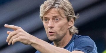 Екскапітану збірної України з футболу Тимощуку оголосили підозру за донати на армію РФ