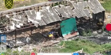 “Мы возвращаем свое, и остановить нас невозможно”,- ВСУ подняли флаг Украины над двумя селами в Донецкой области. ВИДЕО