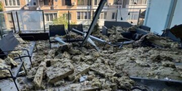 Трагедия в Днепре: 21-летняя пострадавшая не выжила после обстрела