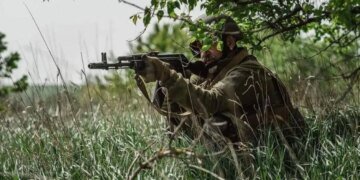 Враг стремится завязать городские бои в Покровске: к чему готовиться ВСУ