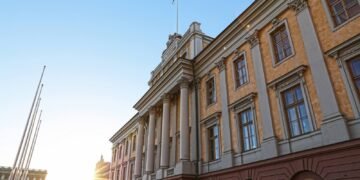 Швеція висловила занепокоєння через обмеження незалежності НАБУ і САП