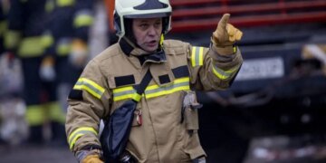 РФ нанесла удар дронами по Балаклее: начался пожар