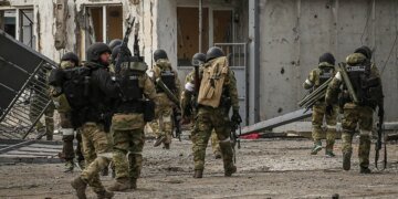 По меньшей мере 12 иностранных добровольцев погибли в результате ракетного удара по тренировочному лагерю в Украине