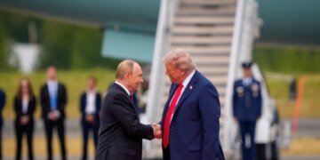 В Reuters узнали, какой ультиматум озвучил Путин на встрече с Трампом