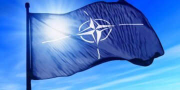 Союзник Трампа видит “мирную морковку” для Путина в НАТО