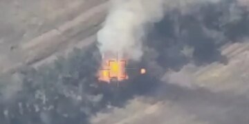 Нацгвардейцы показали, как уничтожают российские пушки и склады. ВИДЕО