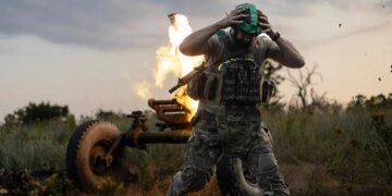 Российские войска идут в наступление – украинские защитники сдерживают натиск