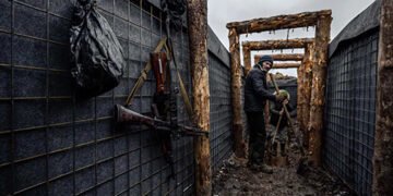 Україна розгорнула рекордне будівництво оборонних споруд, – WSJ