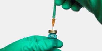 “Це змінить правила гри”: вчені розробили щотижневу ін’єкцію для лікування хвороби Паркінсона