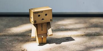 Психологи б’ють на сполох: серед користувачів чат-ботів поширюється “ШІ-психоз”