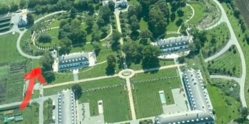 В Угорщині розгорівся скандал через таємну дачу Орбана та парк із зебрами”