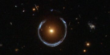 Виявлено одну з найбільших чорних дір у Всесвіті