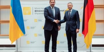 Киев и Берлин обсудили приоритетные вопросы финансовой поддержки Украины.