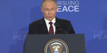 Путін сподівається, що Україна та ЄС не підриватимуть “досягнуті домовленості” з Трампом