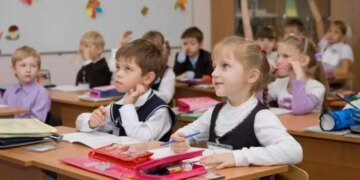 В Луганской области оккупанты делают ставку на войну: треть школьных классов с казацким уклоном