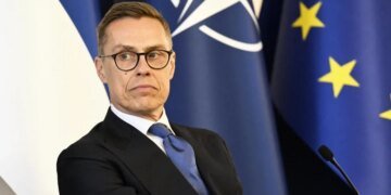 Президент Финляндии назвал условия для безопасности Украины