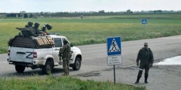 Путин стягивает на Донбасс технику и живую силу, чтобы захватить два города