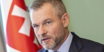 «Голая, босая, простоволосая», – президент Словакии ужаснулся беззащитностью свой страны перед агрессией