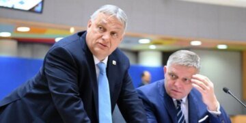 Мнение Словакии или Венгрии не будет иметь значения: в ЕС придумали, как перекрыть нефтяную “Дружбу”