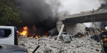 Пожар в Киевской области в результате попадания вражеского БПЛА: подробности