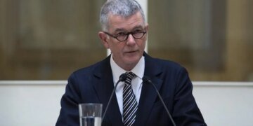 Глава MI6: Путин обманулся в своих силах и проигрывает войну