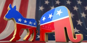 Трампу грозит шатдаун:  Белый дом ищет спасения в переговорах с Конгрессом