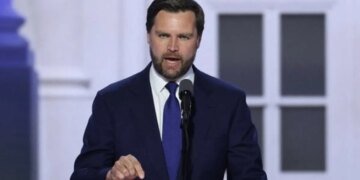 Россияне отказались от двусторонних встреч с украинцами и трехсторонних встреч с участием Трампа, – Вэнс. ВИДЕО