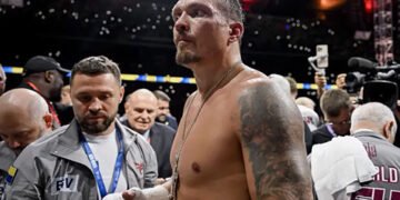 Усик втратив статус найкращого боксера світу