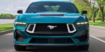 Вже будує тестові прототипи: Ford збирається випустити гібридний Mustang
