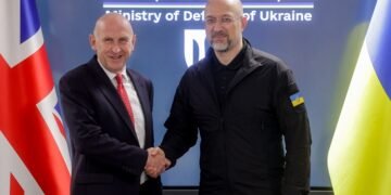 Британия направила свыше $1,3 млрд от замороженных активов РФ на военную помощь Украине.