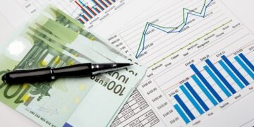 Владельцы украинских еврооблигаций больше не верят в скорое прекращение огня.