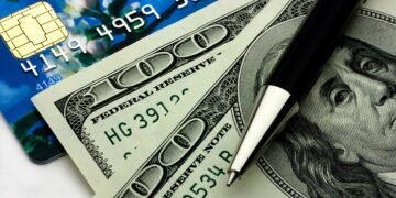 Во время войны бизнес перевел за границу $3,3 млрд дивидендов.