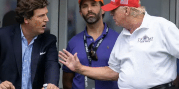 Використання смерті в політичних цілях: Такер Карлсон розкритикував адміністрацію Трампа