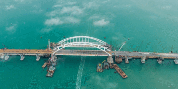 У РФ придумали, як захистити Кримський міст від українських дронів