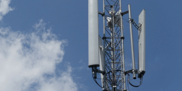 Окупанти полюють на вежі мобільного зв’язку — “Флеш”