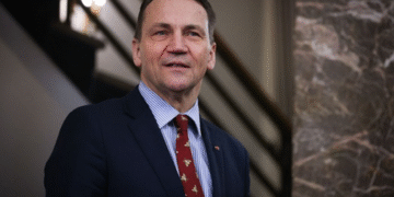 З таким брехуном, як Путін, працюють тільки найжорсткіші контрзаходи, – Сікорський