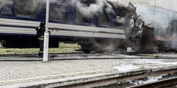 В Шостке погиб человек из-за удара РФ по вокзалу