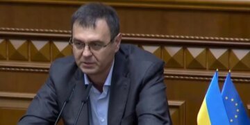 «Издевательство над пожилыми людьми»: Гетманцев раскритиковал проект госбюджета на 2026 год из-за  повышения минимальной пенсии до 2 595 грн. ВИДЕО