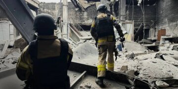 Россияне атаковали Днепропетровскую область: пожар на энергетическом объекте