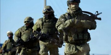 «Зеленые человечки» узаконены: в РФ разрешили отправлять резервистов на войну за границу