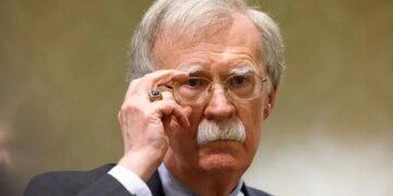 Экс-советнику Трампа Джону Болтону грозит 10 лет тюрьмы