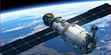 Чехия создаст и подарит Украине спутник наблюдения за Землей