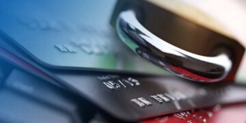 Украинцам рассказали, как действовать, если арестованы банковские счета