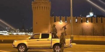 «Позор сверхдержаве»: дочь Келлога показала ФОТО, как «Киев за три дня» превратился в жидкую оборону Кремля