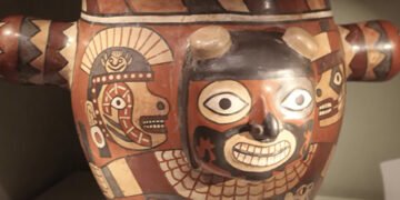 Древня дипломатія: у доінкській імперії змішували галюциногени з пивом, щоб зміцнювати політичні зв’язки