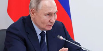 Путін сказав, як саме РФ хоче “врегулювати” війну проти України
