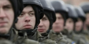 Треба формувати армію з тих, кому зараз 16-18 років, –  військовий ЗСУ