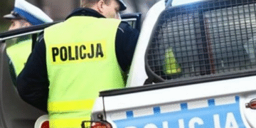 Українець у Польщі погриз поліцейську машину