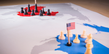 У Китаї відповіли на нові тарифи Трампа та запросили США до переговорів