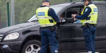 Естонія закрила перехід на кордоні з РФ через раптову появу військових підрозділів